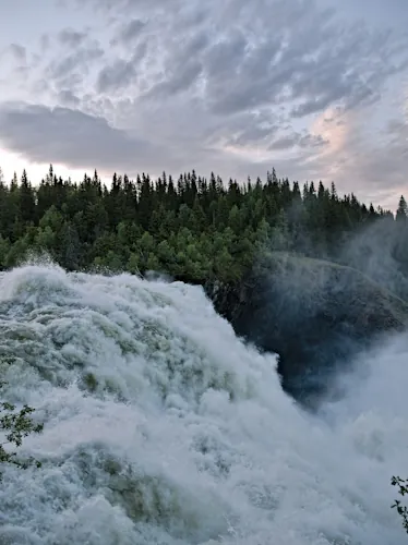 vattenfall i svenska fjällen